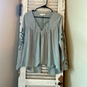 Seafoam lace-up scalloped bottom with lace detailing and split back